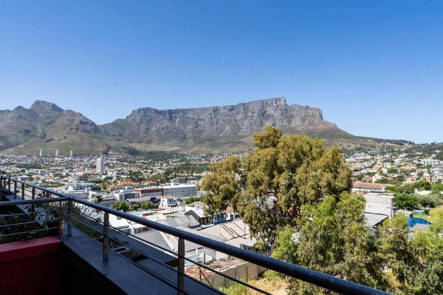 Forty On L 607 By Ctha Cape Town